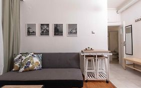 F & B Collection - Flat For 3